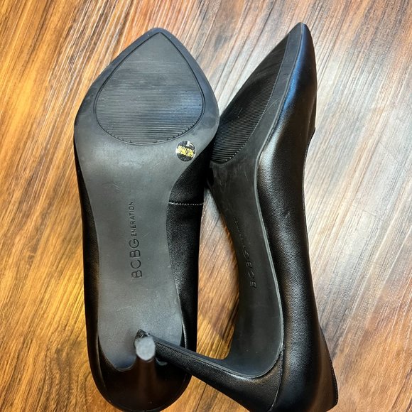 BCBGeneration Pointy Toe Pump Heels Size 8.5 - Picture 5 of 9